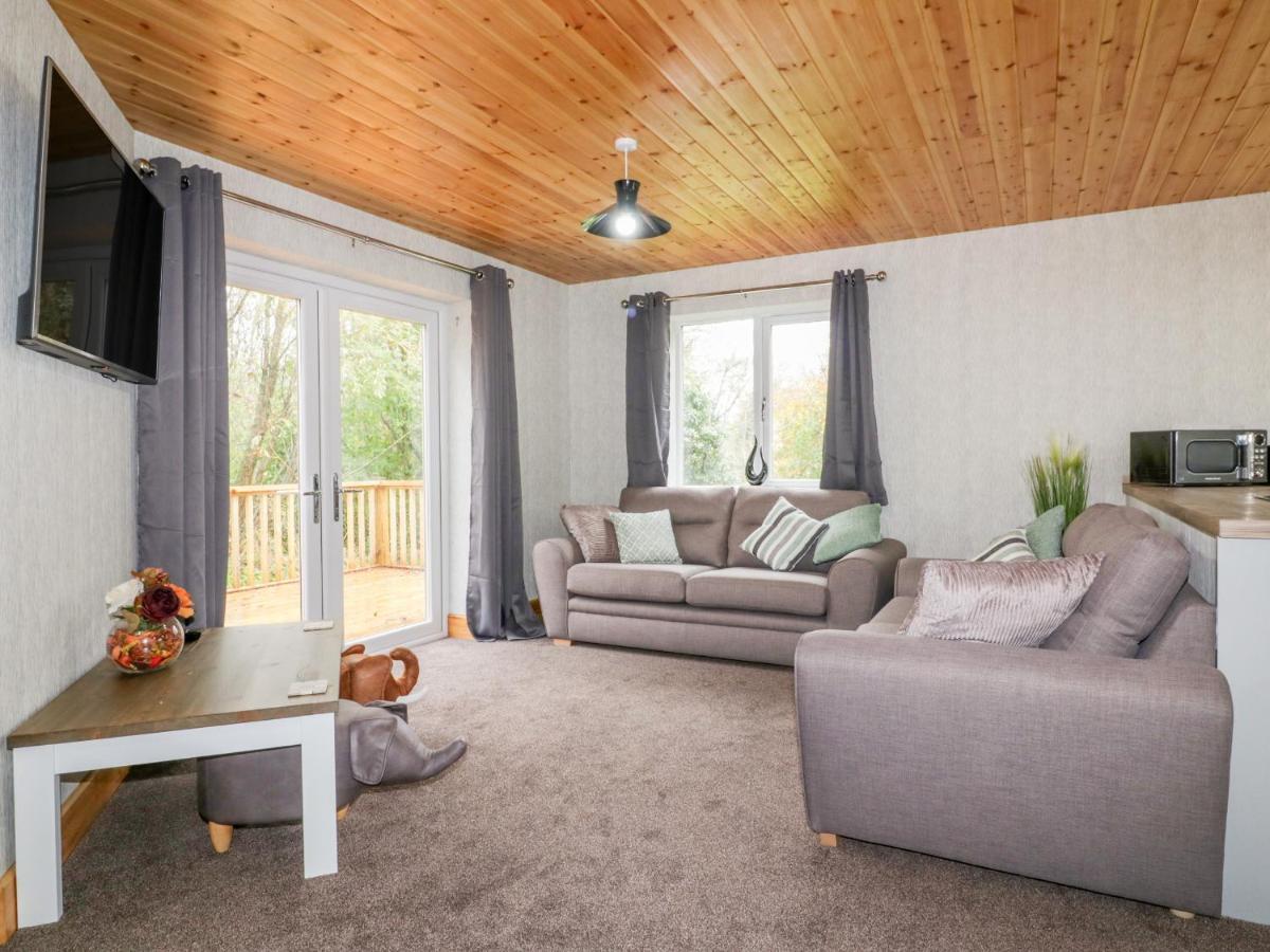 Lodge Three Truro Bagian luar foto